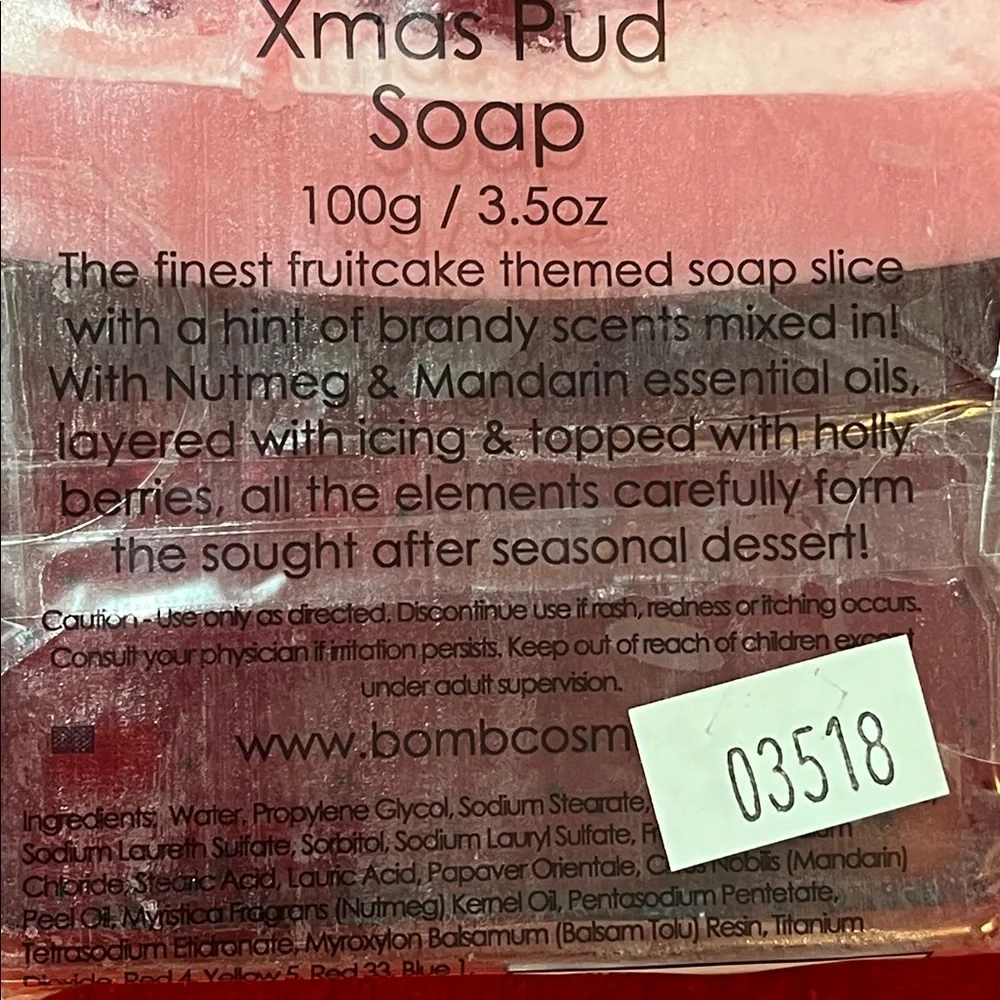 Bomb Cosmetics Xmas Pud Soap- decorative soap NEW